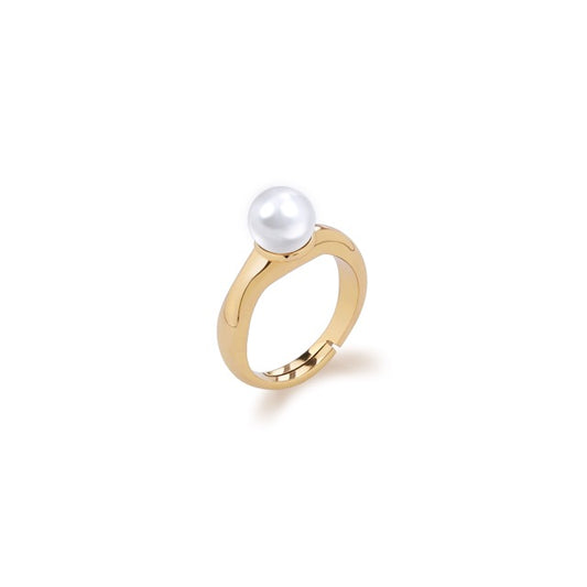 Golden Milk Pearl Ring