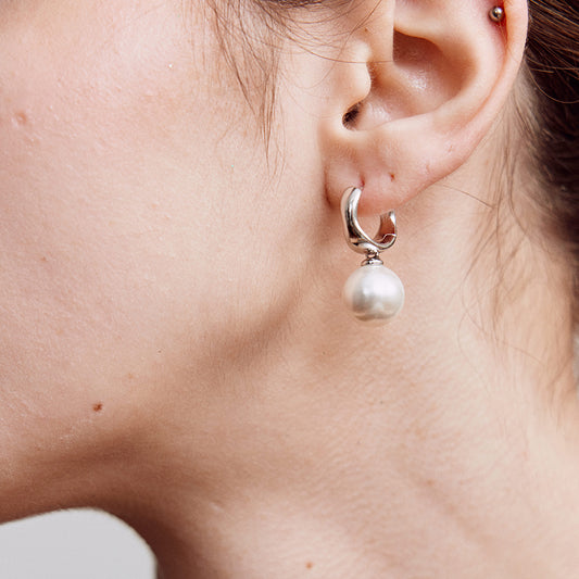 Silver Milk Pearl Earrings