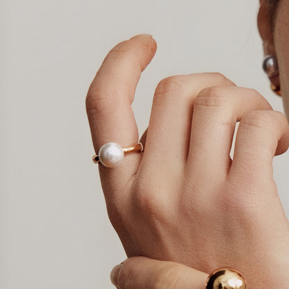 Golden Milk Pearl Ring