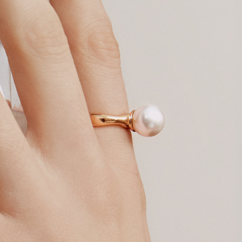 Golden Milk Pearl Ring