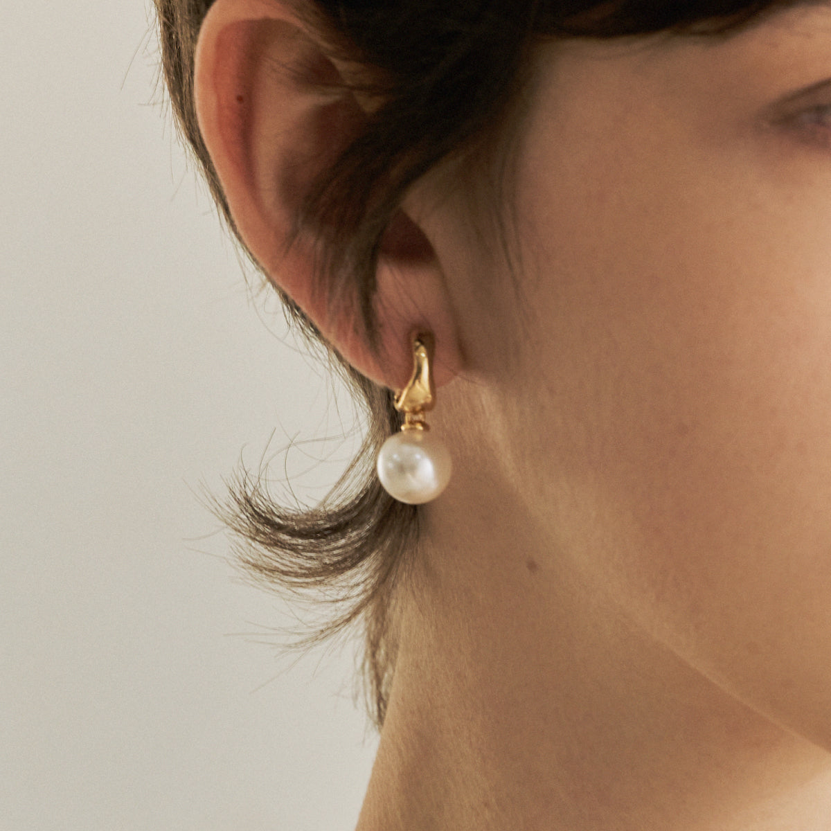 Golden Milk Pearl Earrings